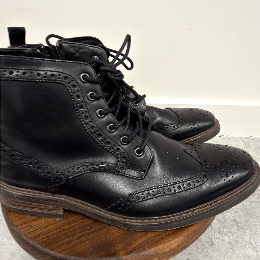 Moretti Black Leather Wingtip Boots‎